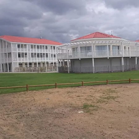 Apart-hotel Résidence Néméa Les Balcons Des Pêcheurs