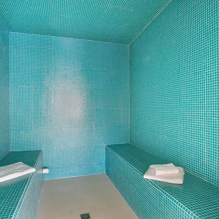 Апарт-отель Goelia Les Balcons Des Pecheurs 3*