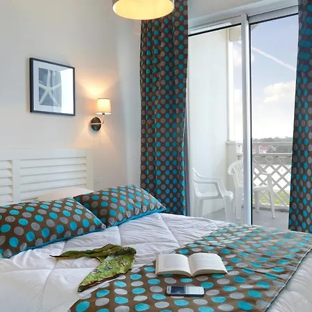 Appart hôtel Résidence Néméa Les Balcons Des Pêcheurs